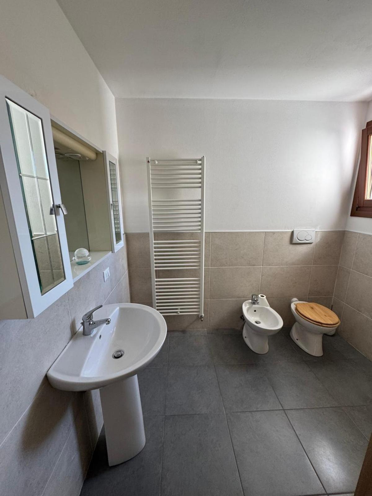 Crossroads Apartment Santa Maria la Longa Esterno foto