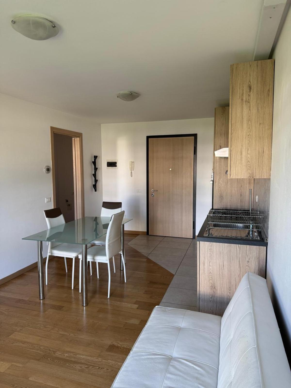 Crossroads Apartment Santa Maria la Longa Esterno foto