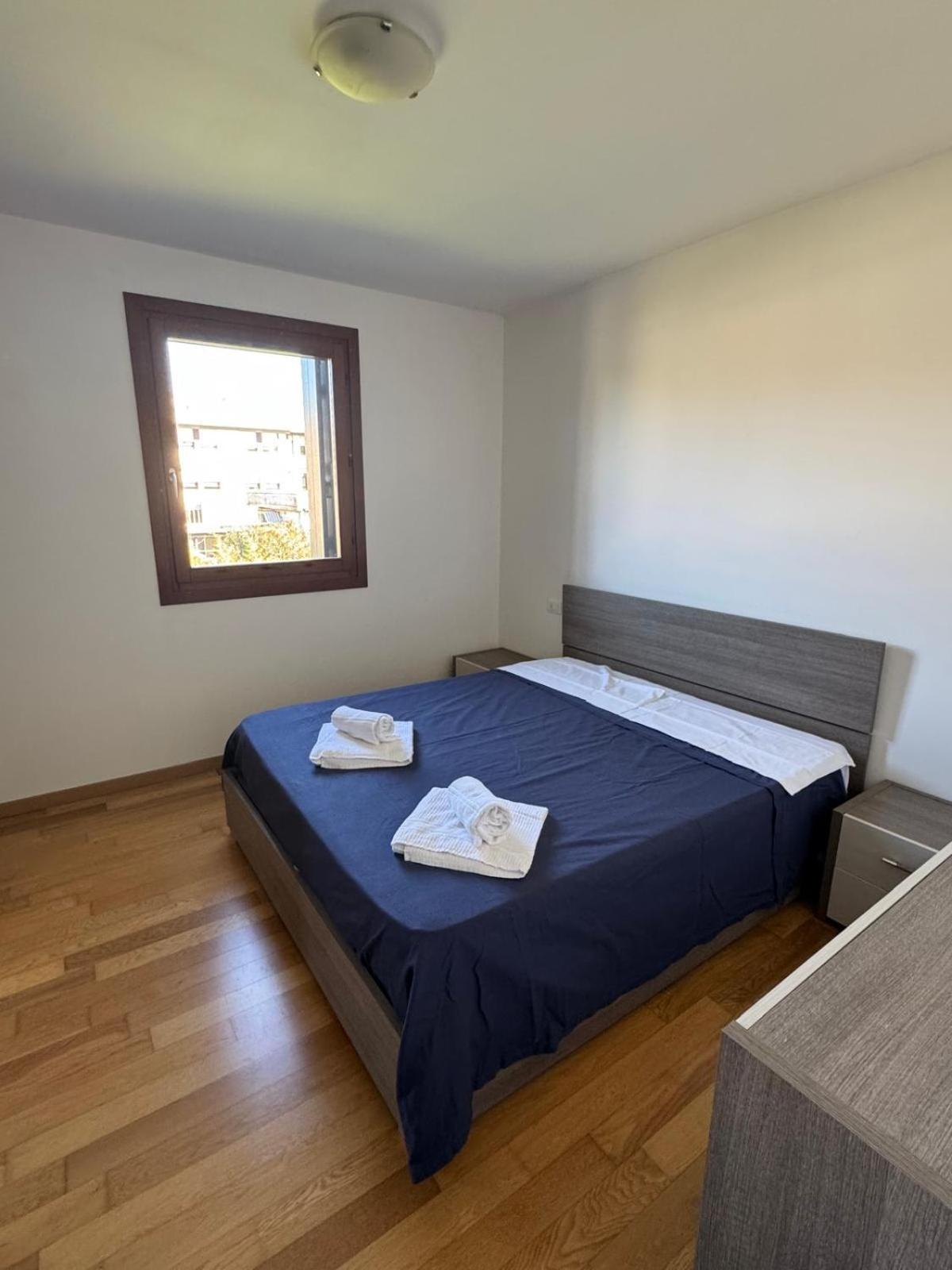 Crossroads Apartment Santa Maria la Longa Esterno foto