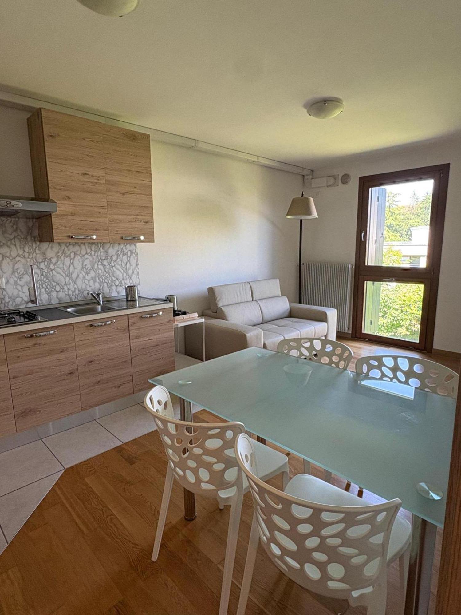 Crossroads Apartment Santa Maria la Longa Esterno foto
