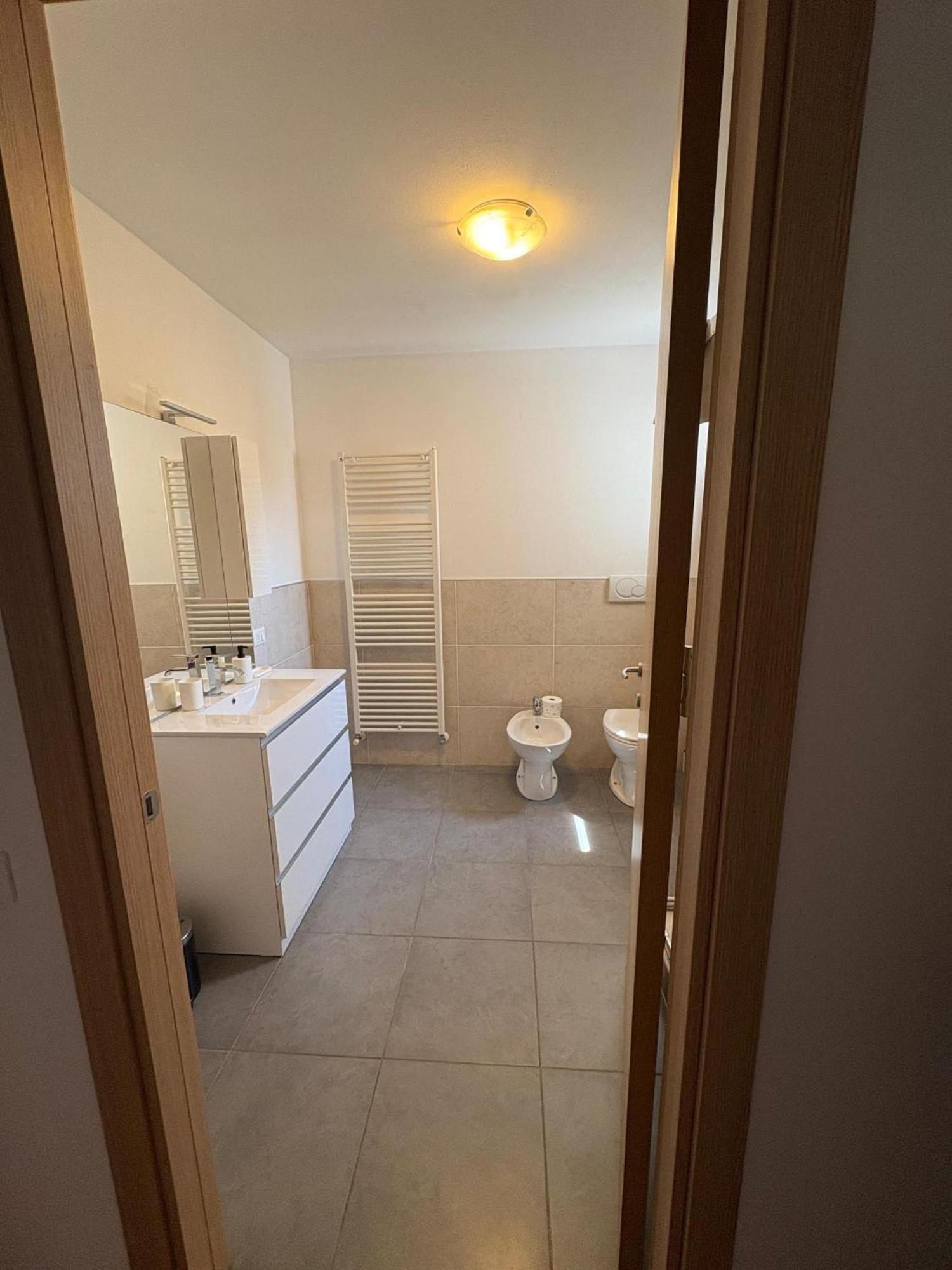 Crossroads Apartment Santa Maria la Longa Esterno foto